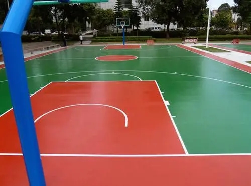 成都球场地面翻新,裂缝修重要性