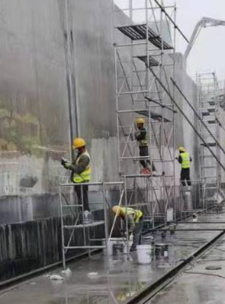 成都球场翻新地面是一个涉及